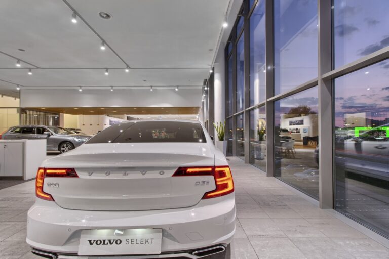 Volvo EUROSERVICE Warszawa al. Jerozolimskie – zdjęcie z realizacji
